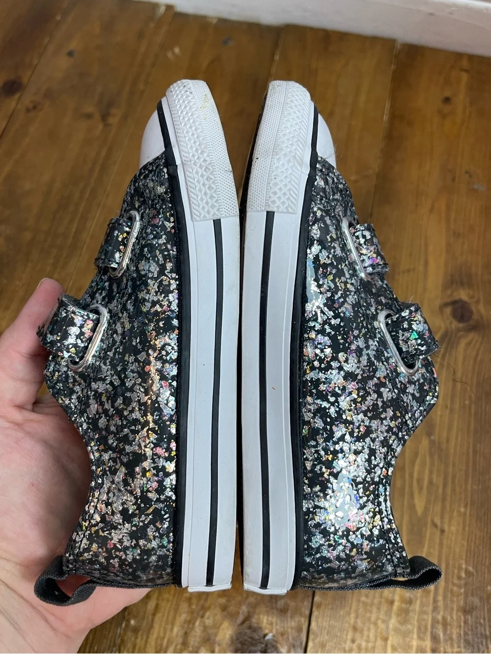 Converse size black